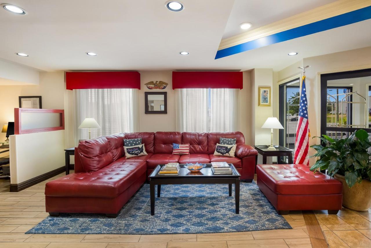 Hometown Inn Thomasville エクステリア 写真